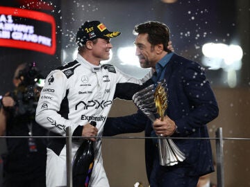 Brad Pitt y Javier Bardem rodando F1, la pel&iacute;cula