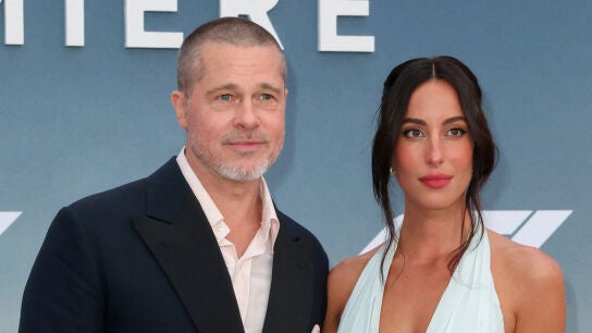 Brad Pitt y su novia Ines de Ramon en la premiere de F1 en Nueva York