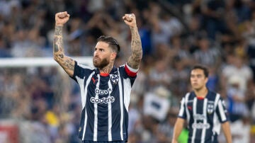 Sergio Ramos, en un partido con Rayados de Monterrey