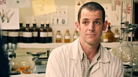 Luis le da una segunda oportunidad a Cristina tras acepar sus disculpas Luis le da una segunda oportunidad a Cristina tras acepar sus disculpas