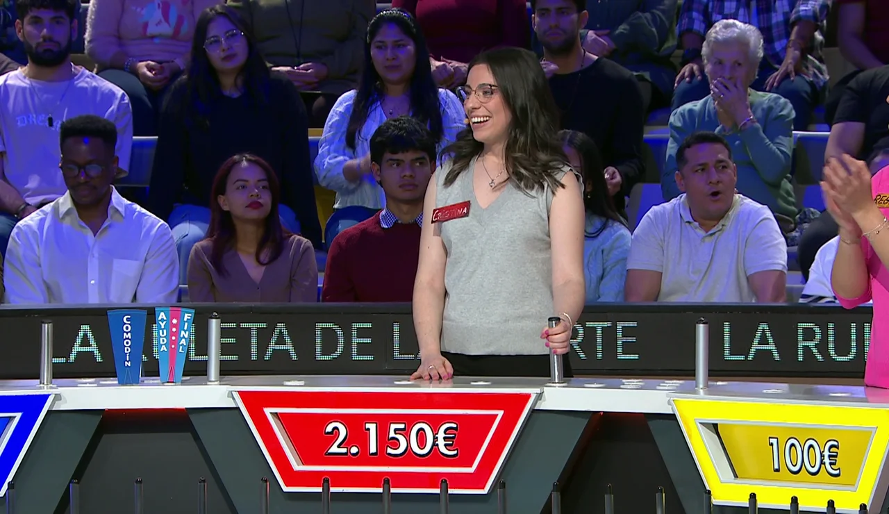 El panelazo que sitúa a Cristina en la Final de La ruleta de la suerte: una decisión acertada