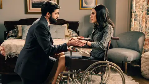 Raúl decide renunciar a su trabajo en casa de los De la Reina, pero María se lo impide: “Te necesito” Raúl decide renunciar a su trabajo en casa de los De la Reina, pero María se lo impide: “Te necesito”