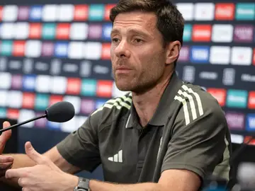 Xabi Alonso, en la rueda de prensa del Hard Rock Stadium de Miami Xabi Alonso, en la rueda de prensa del Hard Rock Stadium de Miami