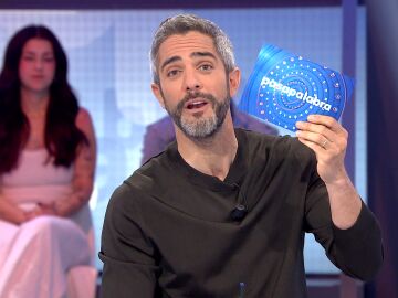 El l&iacute;o de papeles de Roberto Leal: &ldquo;Estas cosas de la tele se tienen que saber&rdquo;