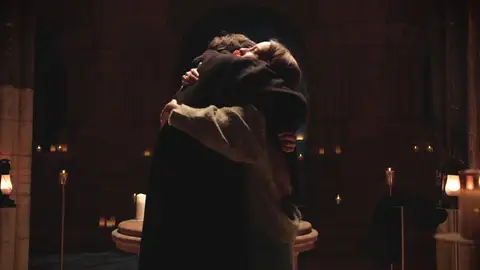 Así comienza el penúltimo episodio de Traitors: Paula se rinde ante la genialidad de Carlos como traidor Así comienza el penúltimo episodio de Traitors: Paula se rinde ante la genialidad de Carlos como traidor