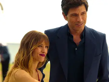 “Usted me recuerda a mi abuela”: Nicole sufre un encontronazo con la nueva novia de Manuel “Usted me recuerda a mi abuela”: Nicole sufre un encontronazo con la nueva novia de Manuel