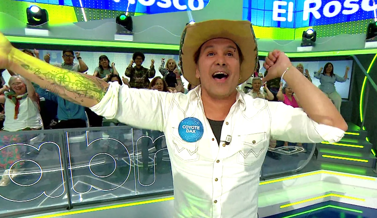 ¡Qué fácil! Coyote Dax enseña la coreografía de ‘No vuelvas más’ en Pasapalabra