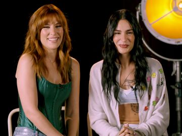 Natalia Lacunza y Edurne en La Voz Kids