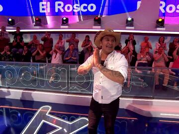 &iexcl;Qu&eacute; f&aacute;cil! Coyote Dax ense&ntilde;a la coreograf&iacute;a de &lsquo;No vuelvas m&aacute;s&rsquo; en Pasapalabra