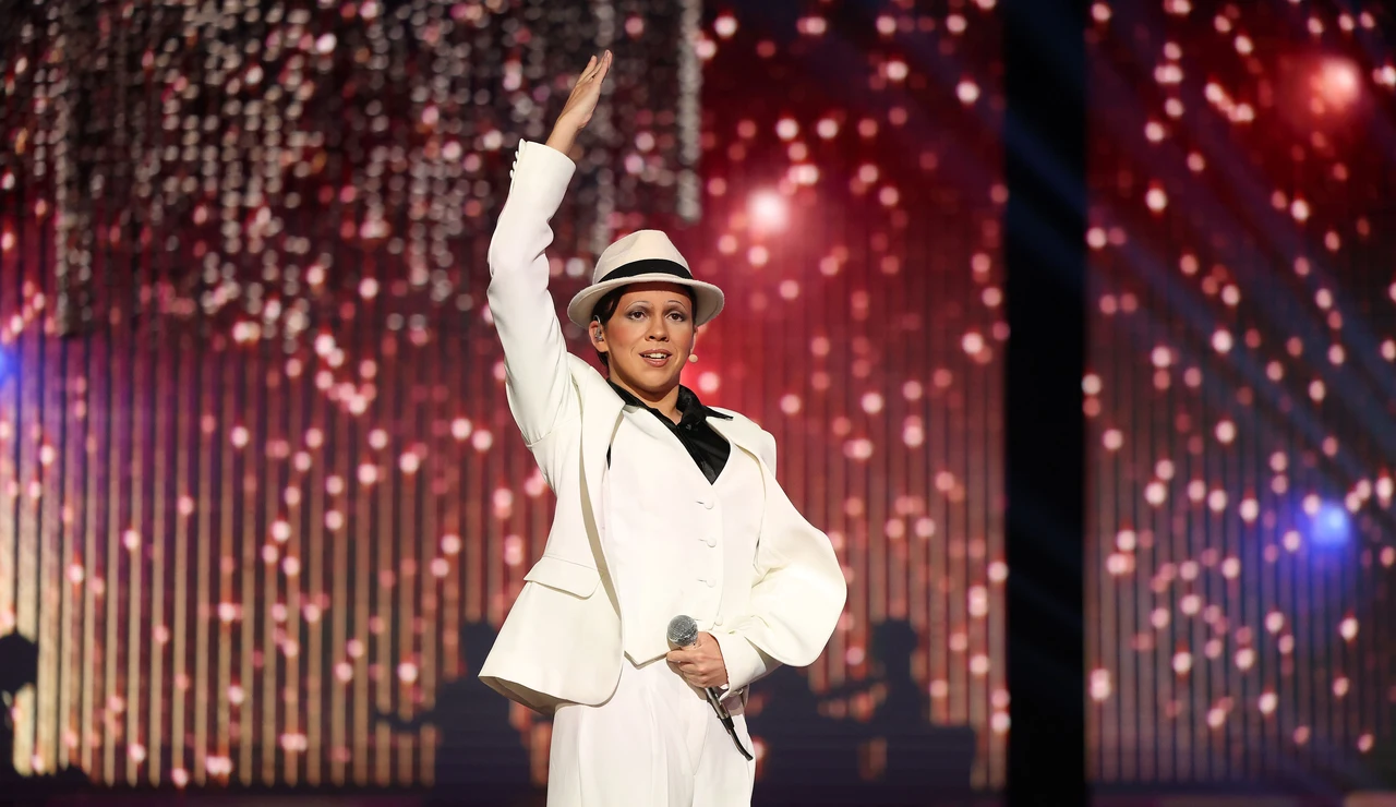 ¡Magnética! Isabel Pantoja posee a Yenesi para interpretar ‘El señorito’