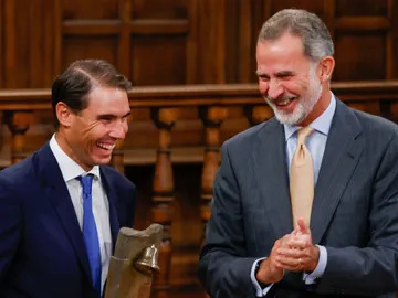 Felipe VI junto a Rafa Nadal Felipe VI junto a Rafa Nadal