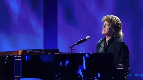 Bertín Osborne nos transporta a los ochenta con ‘Right here waiting’ de Richard Marx Bertín Osborne nos transporta a los ochenta con ‘Right here waiting’ de Richard Marx