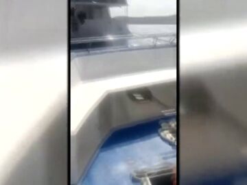 Un ferry que viajaba de La Graciosa a Lanzarote queda a la deriva con 150 personas a bordo
