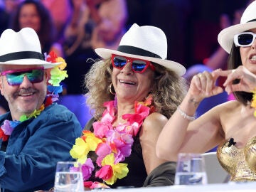 Manel Fuentes da la bienvenida al verano en el arranque de la undécima gala de Tu cara me suena