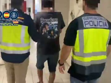 Detenido un hombre por apuñalar y dejar inconsciente a otro en plena calle en Lanzarote
