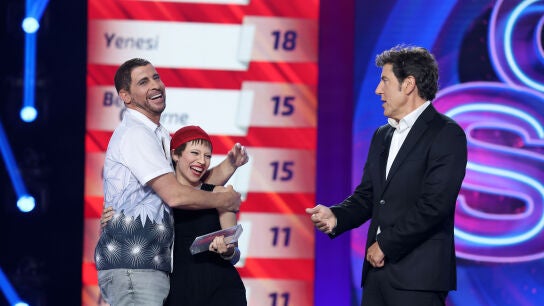 Melani gana la und&eacute;cima gala de Tu cara me suena y cede su premio a Manu Baqueiro