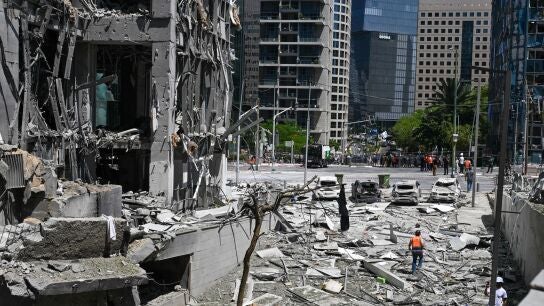 Misil iran&iacute; cae en Ramat Gan, Israel.