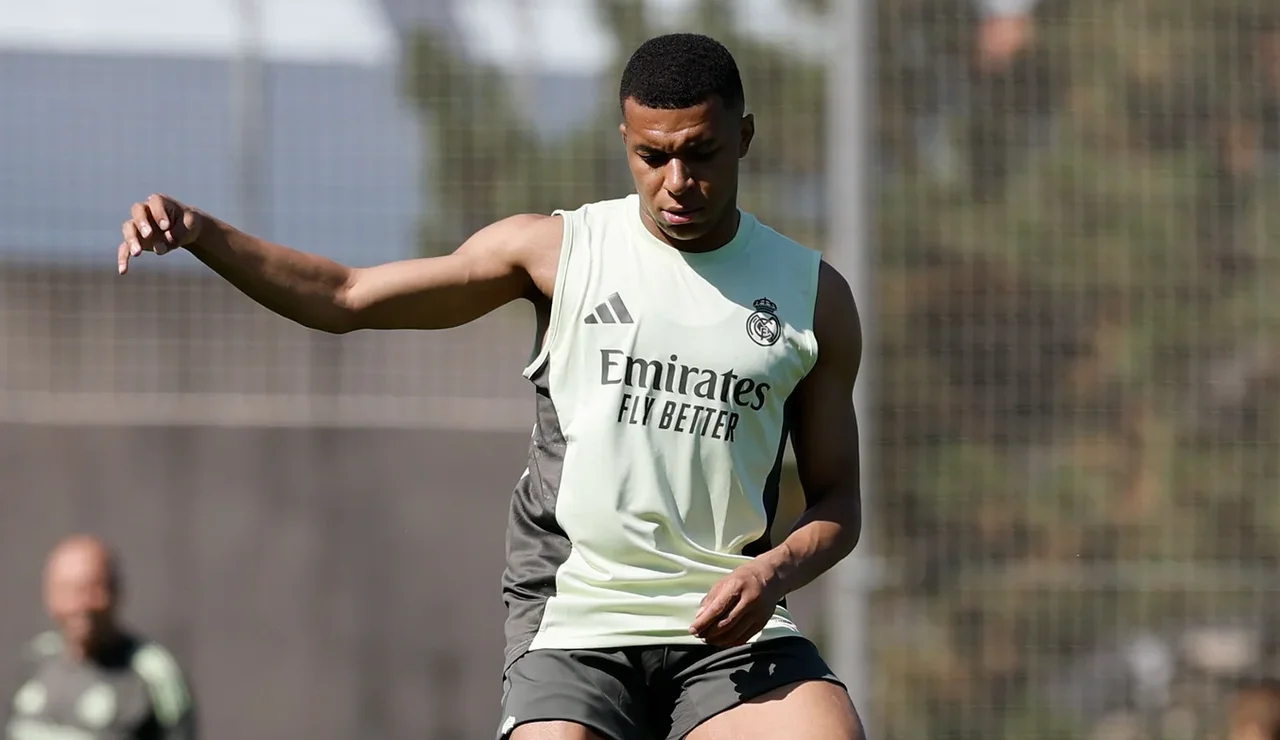 Kylian Mbappé entrenando con el Real Madrid