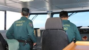 Agentes del Servicio Mar&iacute;timo de la Guardia Civil