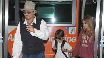 Johnny Depp con sus hijos Lily-Rose y Jack Depp