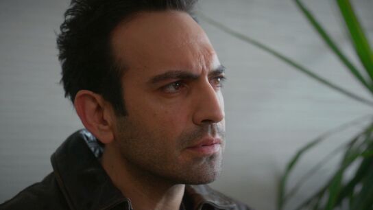  Una conversaci&oacute;n con Tolga desarma a Evren, &iquest;est&aacute; usando a Bahar para sanar sus propias heridas?