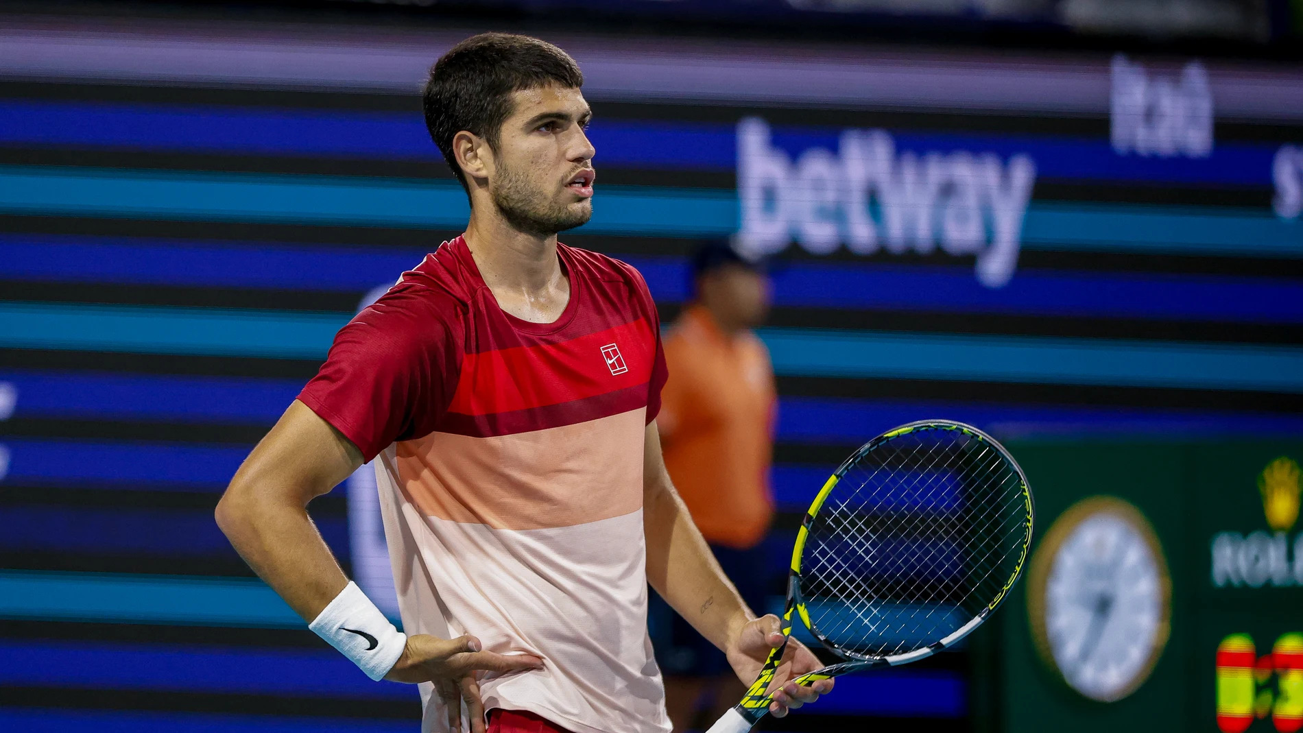 Carlos Alcaraz durante un partido ante Goffin en el Masters de Miami 2025 Carlos Alcaraz durante un partido ante Goffin en el Masters de Miami 2025
