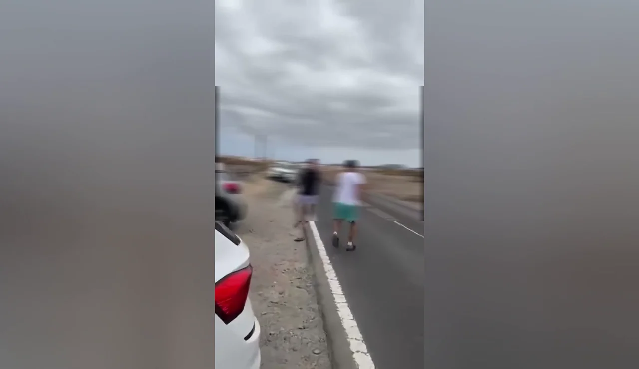 Pelea a golpes y pedradas en una carretera del sur de Tenerife