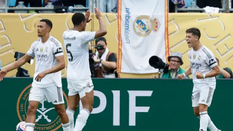 Antena 3 Deportes (23-06-25) Bellingham y Güler enmiendan el error de Asencio y regalan la primera victoria a Xabi Alonso en el Real Madrid Antena 3 Deportes (23-06-25) Bellingham y Güler enmiendan el error de Asencio y regalan la primera victoria a Xabi Alonso en el Real Madrid