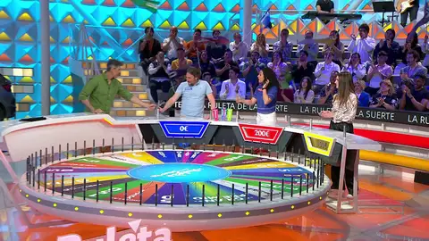 El descuido de Lucas que divierte a Jorge Fernández: “Qué torpe yo!” El descuido de Lucas que divierte a Jorge Fernández: “Qué torpe yo!”