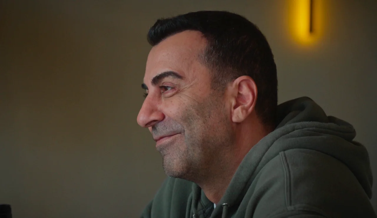 Tolga se atreve con todo: le pide una cita a Çağla tras confesar su atracción
