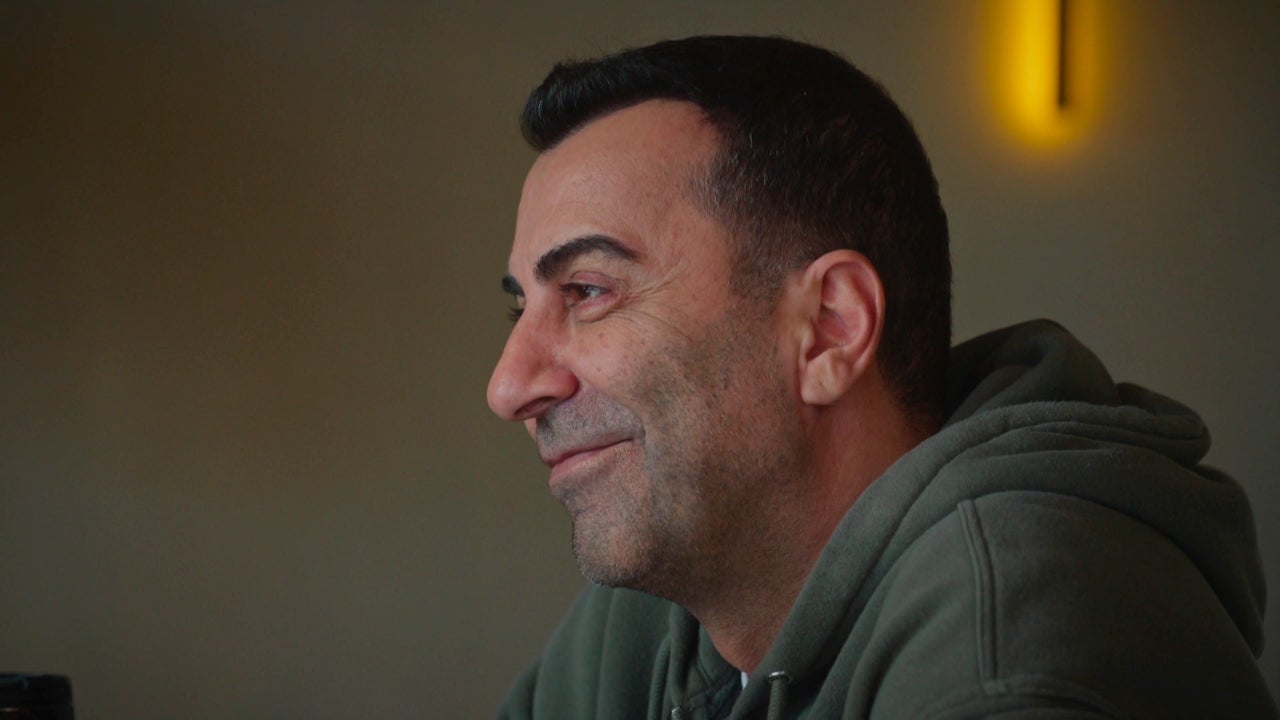 le pide una cita a Çağla tras confesar su atracción le pide una cita a Çağla tras confesar su atracción