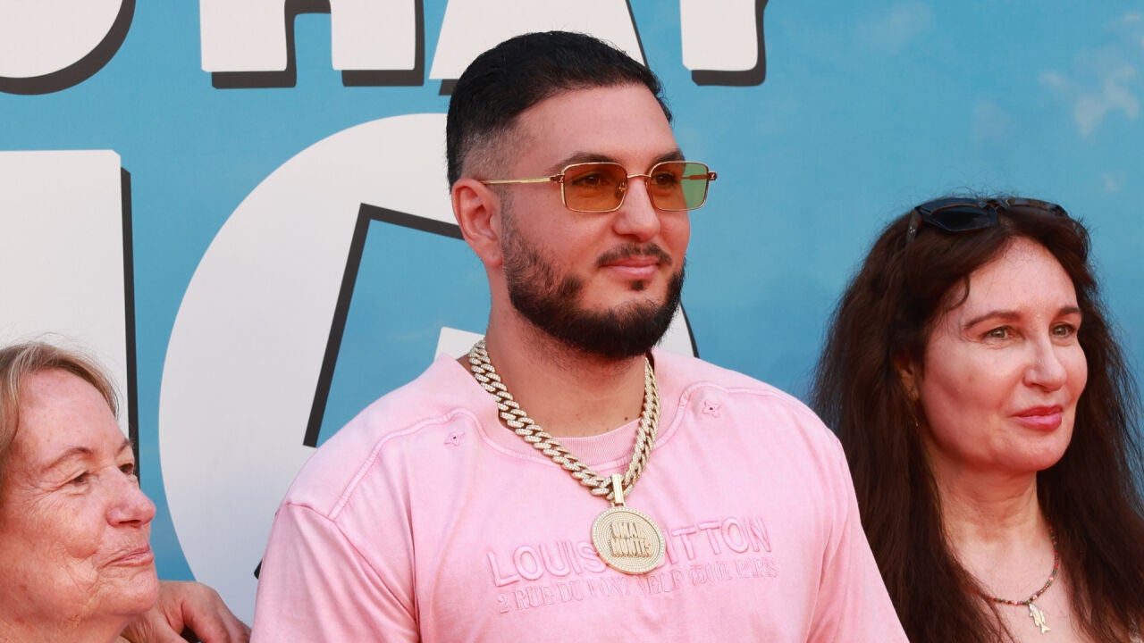 La madre de Omar Montes, Mari Ángeles Moreno, felicita a Isa Pantoja por su  reciente maternidad