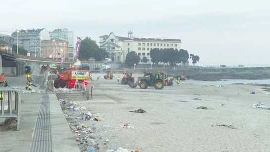 La noche meiga de San Juan en A Coruña termina tranquila La noche meiga de San Juan en A Coruña termina tranquila