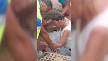 La mujer en el socavón