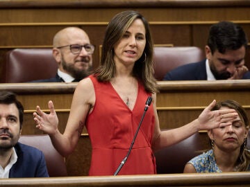 La secretaria general de Podemos, Ione Belarra, durante un pleno en el Congreso de los Diputados