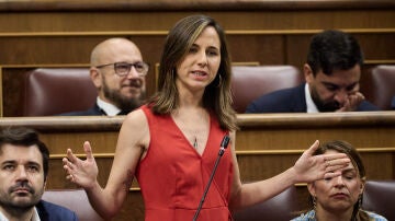 La secretaria general de Podemos, Ione Belarra, durante un pleno en el Congreso de los Diputados