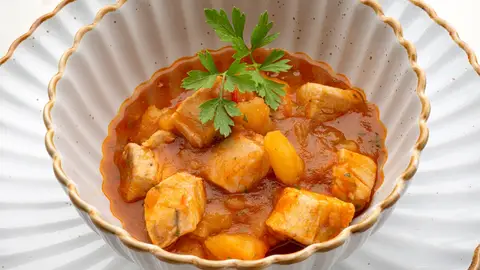 Arguiñano: "Os quiero enseñar cómo hacer una marmitako rápido y picantito de bonito" Arguiñano: "Os quiero enseñar cómo hacer una marmitako rápido y picantito de bonito"