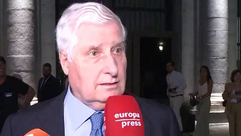 El duque de Alba se enfada con la prensa El duque de Alba se enfada con la prensa