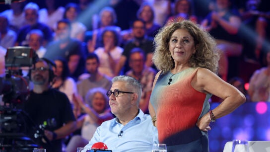 &Agrave;ngel Ll&agrave;cer suelta la bomba: &ldquo;Gloria Estefan fue telonera de Lolita&rdquo; 