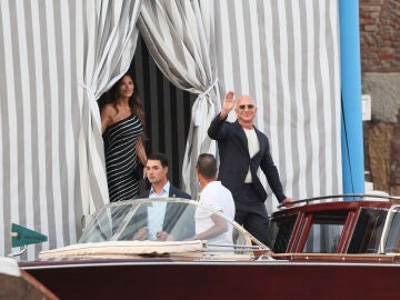 Imagen de Jeff Bezos y Lauren Sanchez antes de su boda el 25 de junio de 2025 en Venecia, Italia.