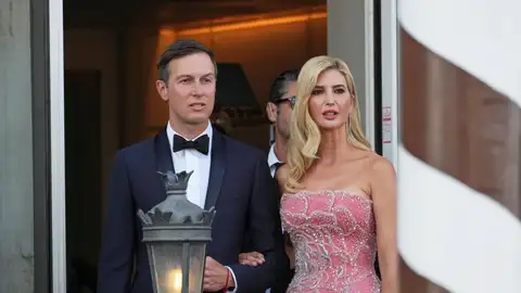 Jared Kushner e Ivanka Trump en la boda de Jeff Bezos y Lauren Sánchez Jared Kushner e Ivanka Trump en la boda de Jeff Bezos y Lauren Sánchez