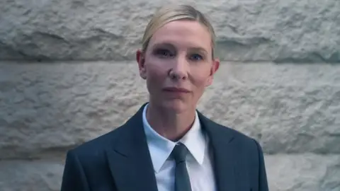 Cate Blanchett en El juego del calamar Cate Blanchett en El juego del calamar