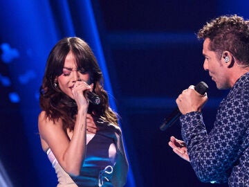 ¡Por primera vez juntos! Bisbal y Danna Paola se comen el escenario con ‘Vuelve, vuelve’ 