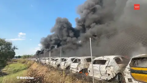 Imagen del incendio en Algete. Imagen del incendio en Algete.