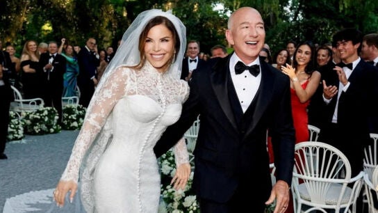 Lauren S&aacute;nchez y Jeff Bezos en su boda