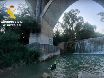 Imagen del rescate del cuerpo del futbolista en el Salto de Pozán de Vero