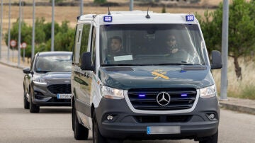 Furgón de la Guardia Civil en el que el exdirigente del PSOE Santos Cerdán ha ingresado en la cárcel