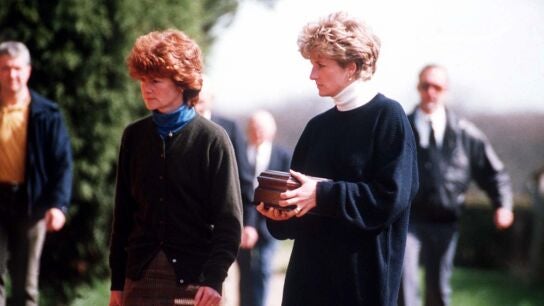 Lady Di y su hermana Sarah