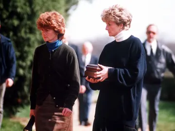 Lady Di y su hermana Sarah Lady Di y su hermana Sarah