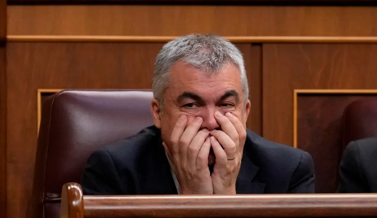 A3 Noticias de la Mañana (01-07-25) ¿Qué delitos se le imputan a Santos Cerdán según el auto del juez que le ha enviado a prisión?